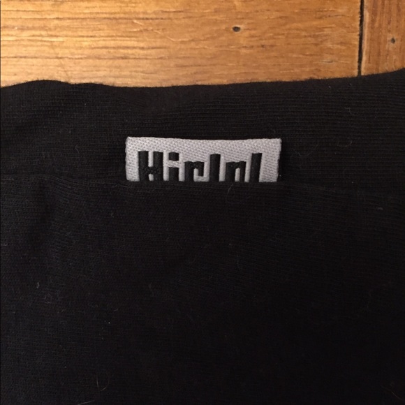 Anime shirt bondage - Picture 4 of 4